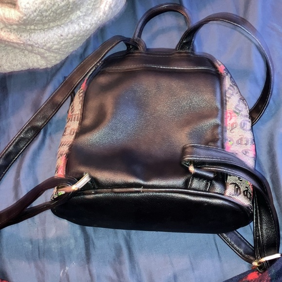 Cute mini bag - Picture 2 of 3